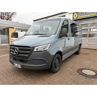 Mercedes-Benz Sprinter 319 CDI RWD 140 kW