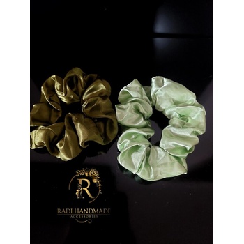 Radi handmade Сатенени скрънчита в пастелно и тъмно зелено (678)