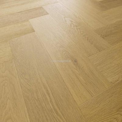 Arbiton Amaron Eir Click Herringbone CAS 223 Dub Menor 1,402 m²