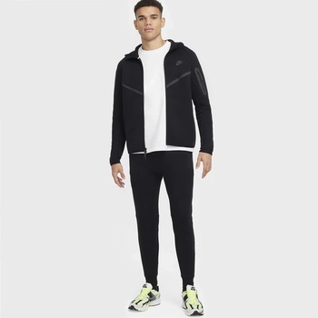 Image 1 of NIKE TECH Fleece Club - HV0949-010 / HV0959-010 - Мъжки спортен екип