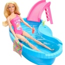 Barbie s bazénem a skluzavkou