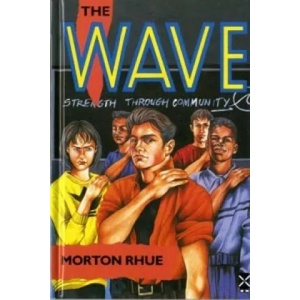 Wave | Morton Rhue (2002)