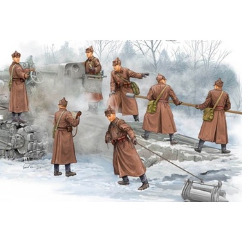Trumpeter Soviet B-4 Howitzer Artillery Crew 1:35