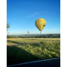 Soukromý let balónem nad Karlštejnem