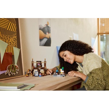 Image 1 of LEGO® Minecraft® - Woodland Mansion Fighting Ring (21272)