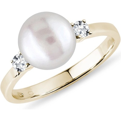 Klenota Zlatý perlový prsteň s diamantmi k0309013