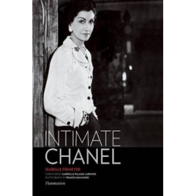 Intimate Chanel