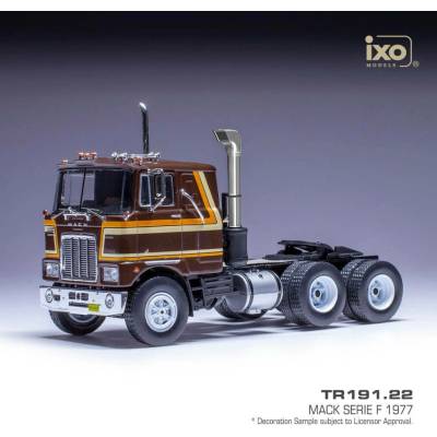 IXO Mack Serie F 1977 Hnědá 1:43
