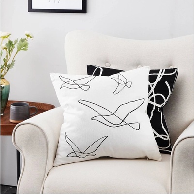 Eglo 420004 vankúš Chevery biela/čierna 45x45