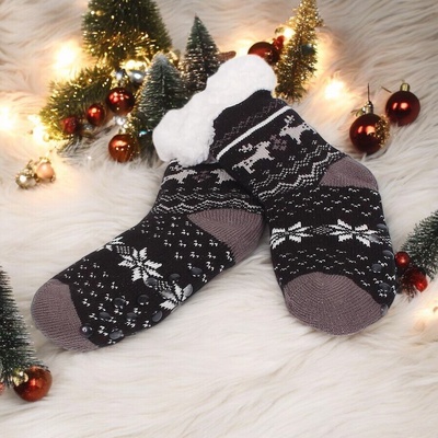 Детски зимни чорапи в черно с коледен десен