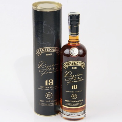 Centenario Reserva de la Familia 18y 40% 0,7 l (tuba)