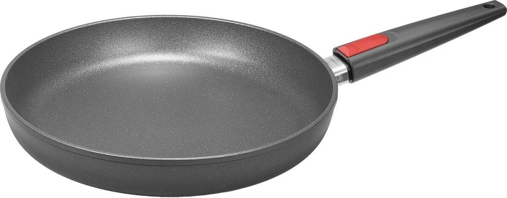 Woll Nowo Titanium Průměr: 32 cm