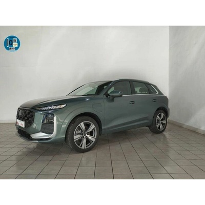 Audi Q3 S tronic S-line 200 kW