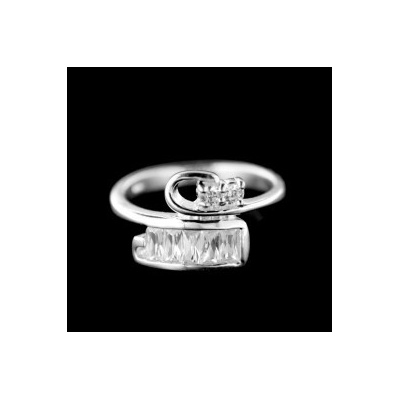 KA R715 strieborný prsteň s kameňom