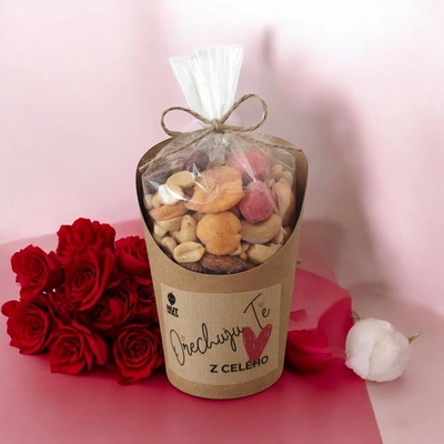 Nutworld Zamilovaný slaný Mix v celofánku a kelímku Ořechuju tě 180 g