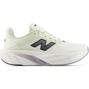 New Balance Детски маратонки New Balance Kid's FC Rebel Running shoes - Pistachio Butter - размер 39 (702-6251-0217)