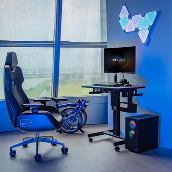 Image 1 of Thermaltake CycleDesk 100 RGB Black (GGD-CDW-BKEIRW-01)