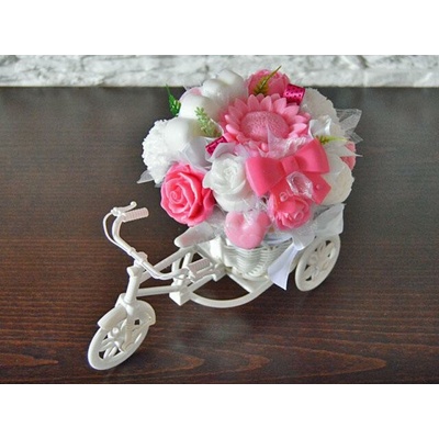 Mydlová kytica bicykel - ružovo - biela