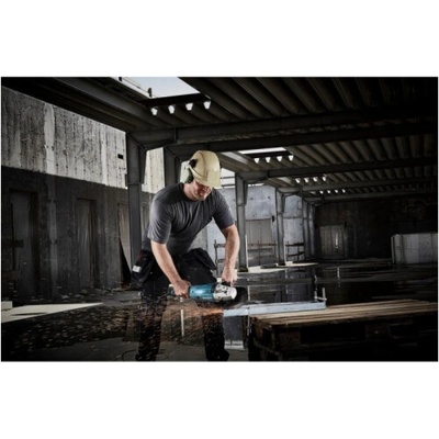 Makita GA9020SF02