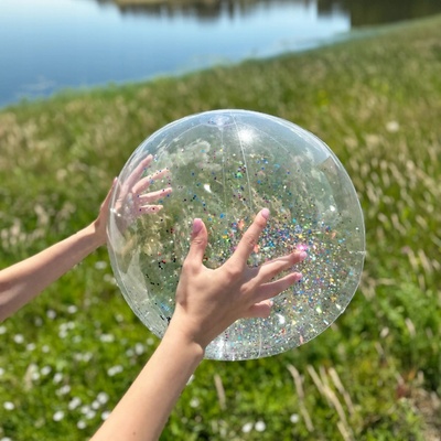 NAFUKOVACÍ PLÁŽOVÝ MÍČ VELKÝ DO VODY PRO DĚTI RODINNÝ S FLITRY 60 CM