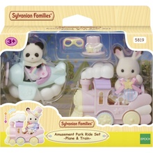 Sylvanian Families 5819 - Lietadlo, vláčik a baby figúrky v zábavnom parku