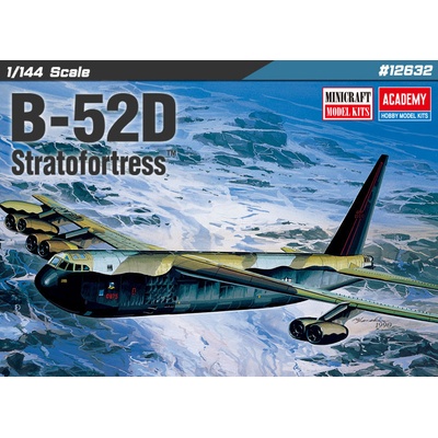 Academy Boeing B 52D Stratofortress 1:144
