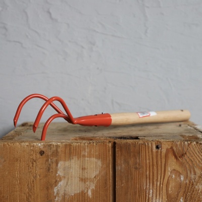 Rosteto Kyprič 3 hrot s násadou 27 cm oranžová