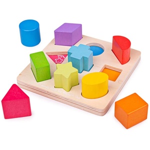 Bigjigs Toys - Дървен детски сортер с геометрични фигури