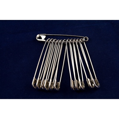 Stříbrné spínací špendlíky č. 3 - 12 ks - rozměr 5,1 cm x 0,8 cm – Zboží Dáma