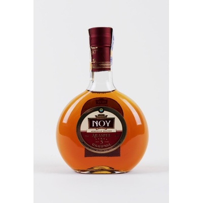 Noy Araspel 5y 40% 0,05 l (holá láhev)