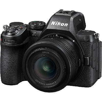 Nikon Z5 II + 24-50 mm f/4-6,3