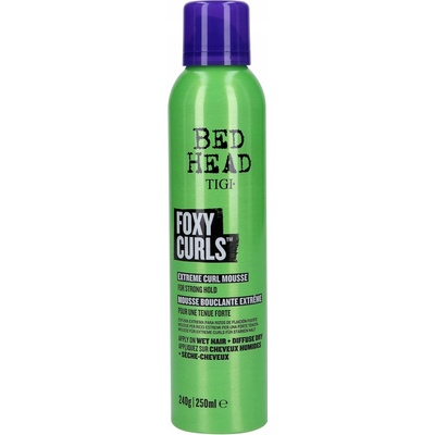 Tigi Bed Head Foxy Curls Extreme Curl Mousse pěnové tužidlo 250 ml