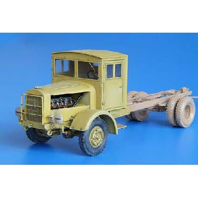 Plus Model Einheist cabine for L4500 1:35