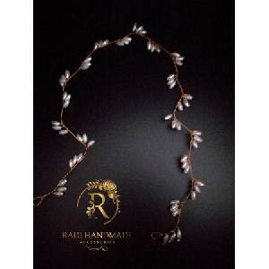 Radi handmade Увивен аксесоар с бели перли (510-1)