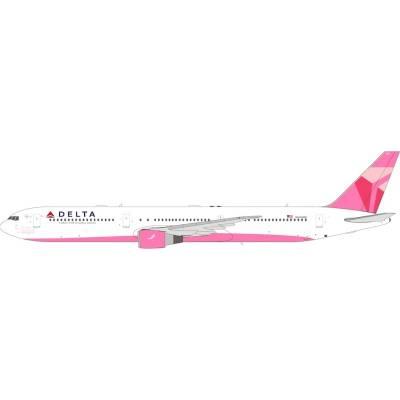 Panda Models B767-432ER Delta Air Lines Pink Breast Cancer Research Foundation Colors. With EVELYN H. LAUDER Founder of the Breast Cancer research Foundation Titles 1:400