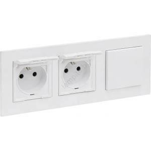 Legrand Legrand-Двойна външна розетка за домашна употреба 250V/16A и един ключ №1 с бяла рамка NILOE STEP (LR0051D)