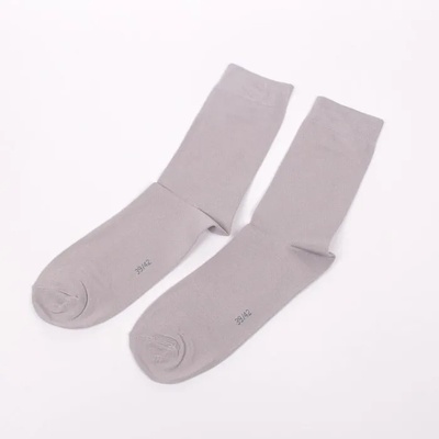 Мъжки чорапи в светлосив цвят