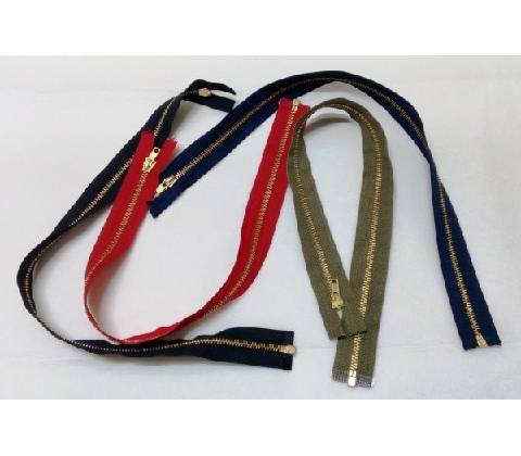 Zip mosazný 95 cm