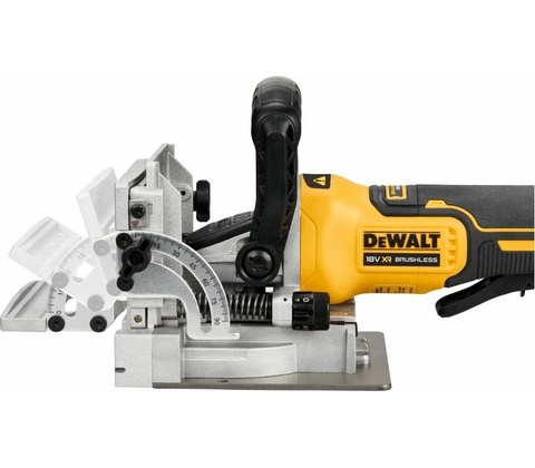 DeWALT DCW682NT