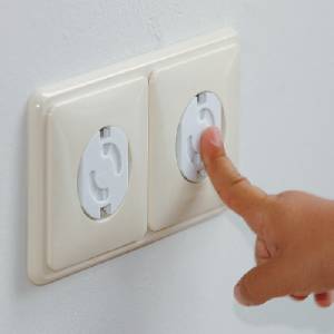 Safety 1st Сигурни въртящи се детски предпазители за контакт - 8 бр (Safety Items)