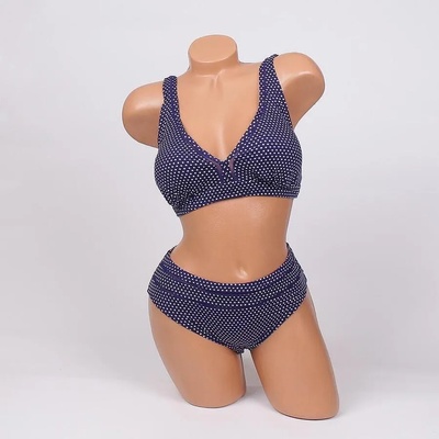 Макси бански в тъмносиньо на малки бели точки - чашка b