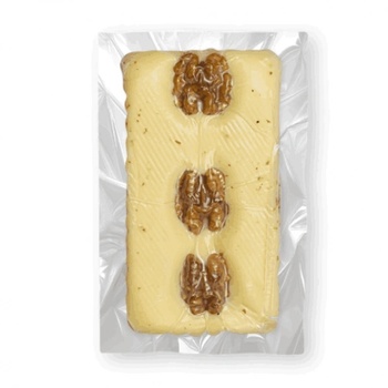 Кашкавал от краве мляко с Орехи Горна Малина 200гр