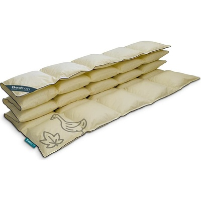 Bedton A-Dur celoroční přikrývka z husího peří sypkovina blankytně modrá lemovka bílá 90% prachové peří 10% pírka 240x220