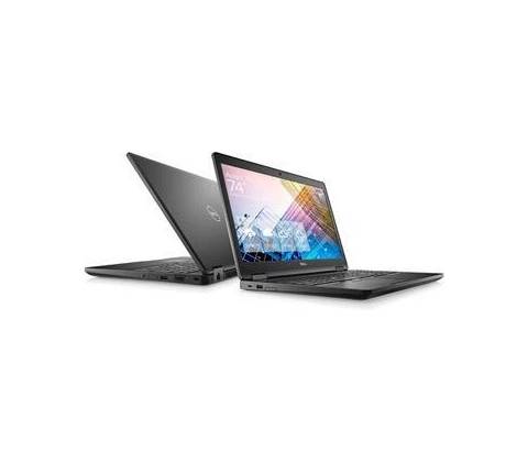 Dell Latitude 5590-5935