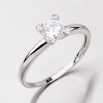 Prstýnek se zirkonem GZ2359B