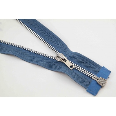 Kovový zips č.5 s niklovými zubami - viac dĺžok 65 cm svetlý nikel deliteľný jeansovo modrý