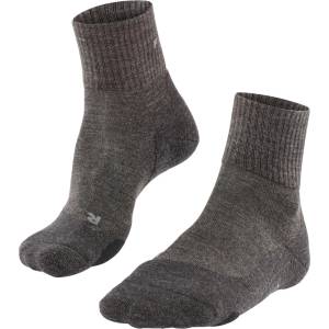 Falke Мъжки туристически чорапи Falke TK2 Wool Short Walking socks - Smog - размер 39-41 (EU) (201-6582-0412)