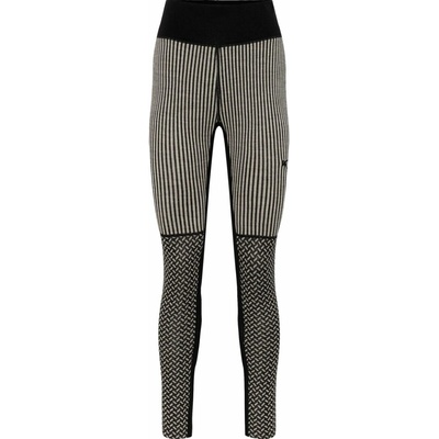 KARI TRAA SMEKKER – Sleviste.cz