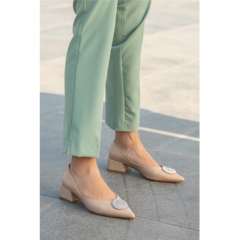 Moda Trend Дамски елегантни обувки с камъчета - Бежови #362944 (362944_Бежов)