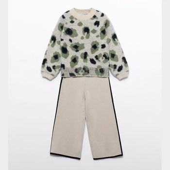 Abel & Lula Стилен плетен комплект с цветен пуловер и бежов широк панталон за момиче Abel&Lula
